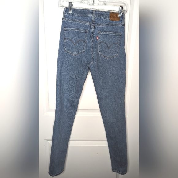 Levi's 721™ HIGH RISE SKINNY JEANS - Picture 3 of 6